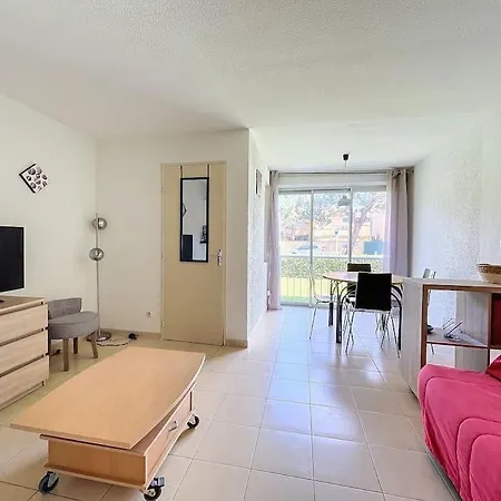 3362- 4 Couchages Apartment